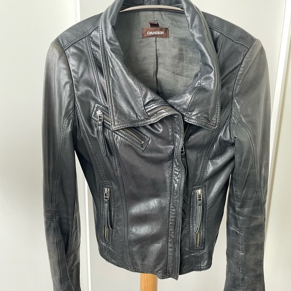 COPY - ***Fundraiser*** Black + brown Danier jacket bundle - donation receipt - Picture 3 of 9